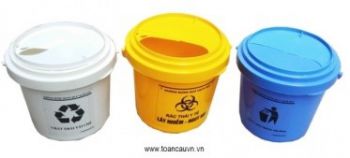 THÙNG CHỨA CHẤT THẢI LÂY NHIỄM KHÔNG SẮC NHỌN